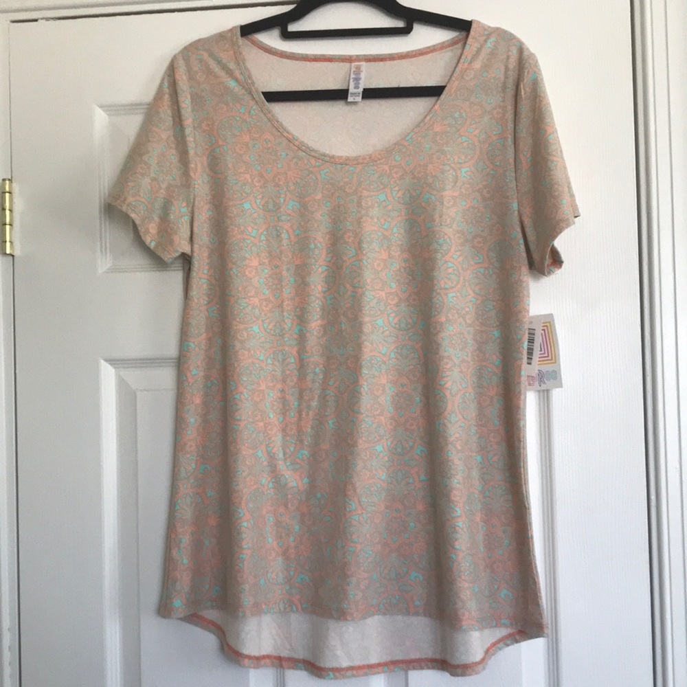 LuLaRoe classic T
